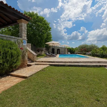 Villa Roza *