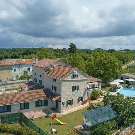 Villa Roza *