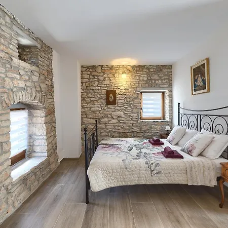 Villa Roza Butkovici (Istria)